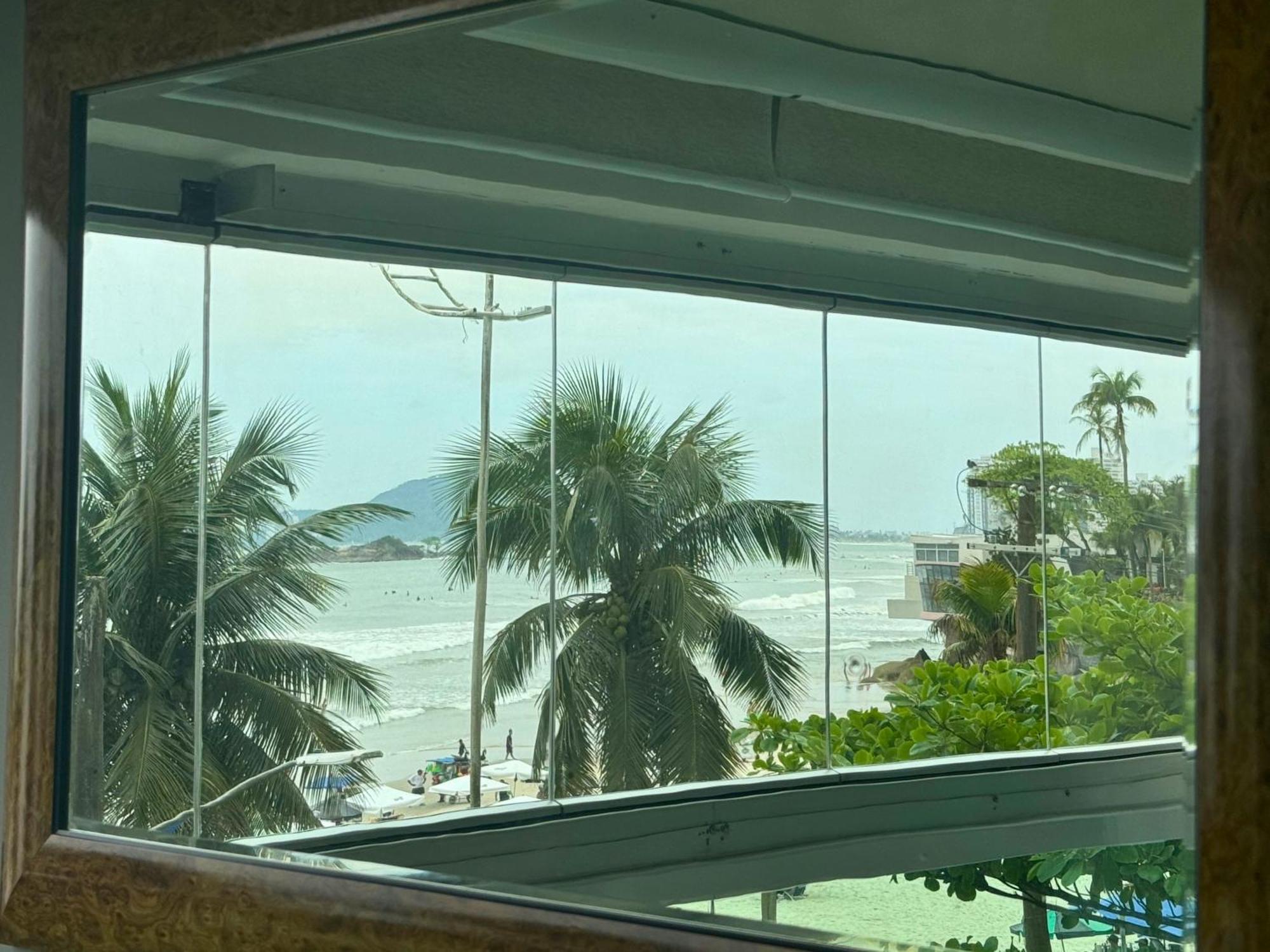 Apartamento Vista Para O Mar E Pe Na Areia グァルジャー エクステリア 写真
